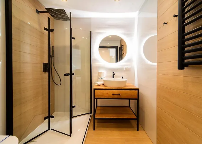 Apartament Invest Centrum Park 6 *