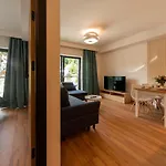 Invest Centrum Park 6 *